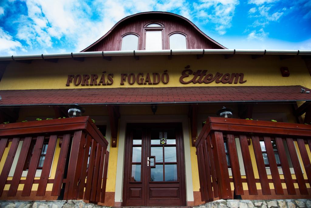 Forras Fogado Bed & Breakfast Bukkszek Exterior photo